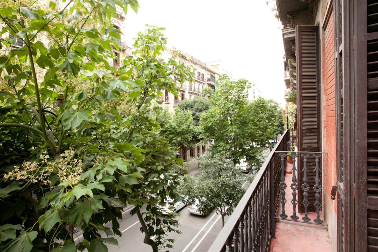Luxury Barcelona Central City Cosy 3 Bedroom Apartment With Private Terrace ภายนอก รูปภาพ